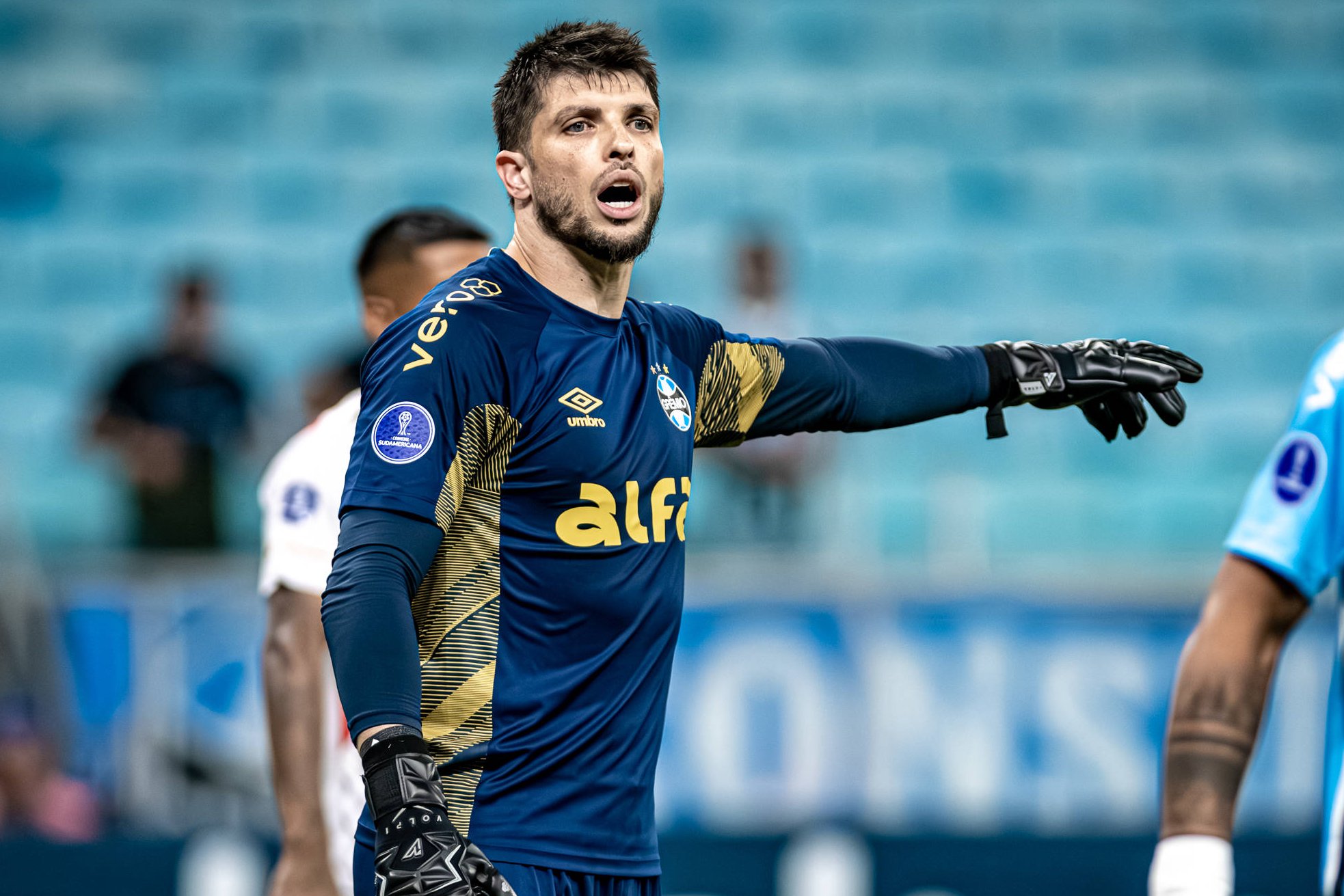 Grêmio empata com Godoy Cruz e se complica na Sul-Americana