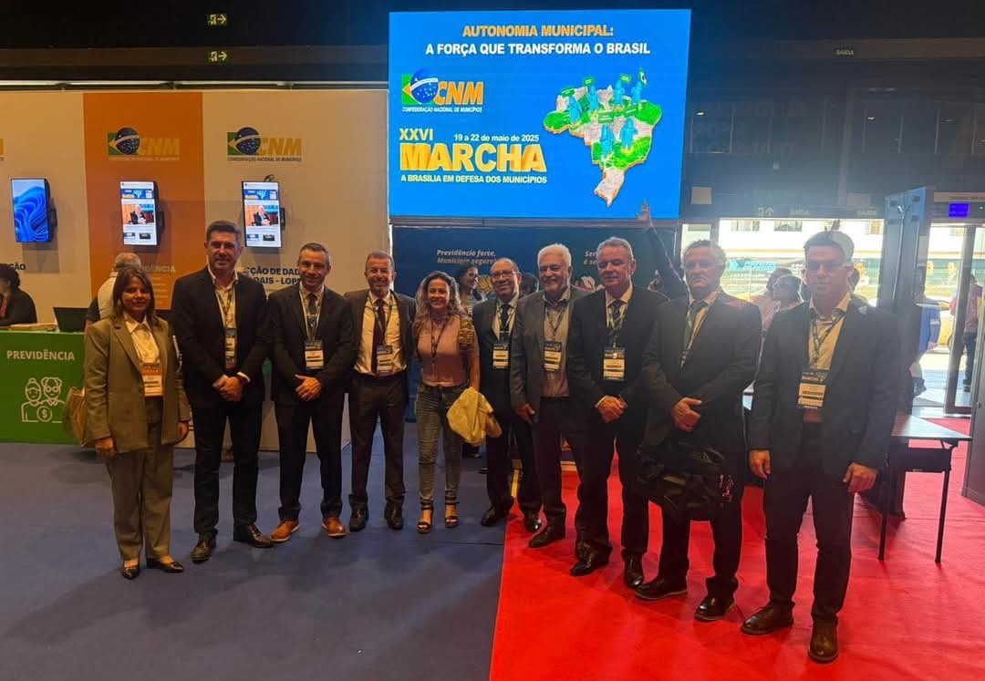 Prefeito José Luis Machado participa da Marcha dos Prefeitos e de reunião da AMFRO em Brasília