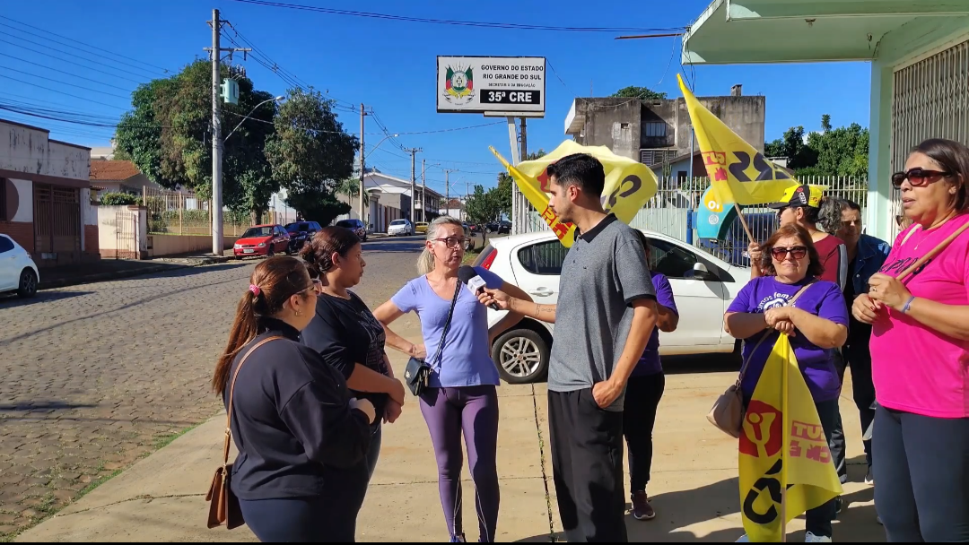 Merendeiras de escolas estaduais de São Borja denunciam atraso de 43 dias no pagamento