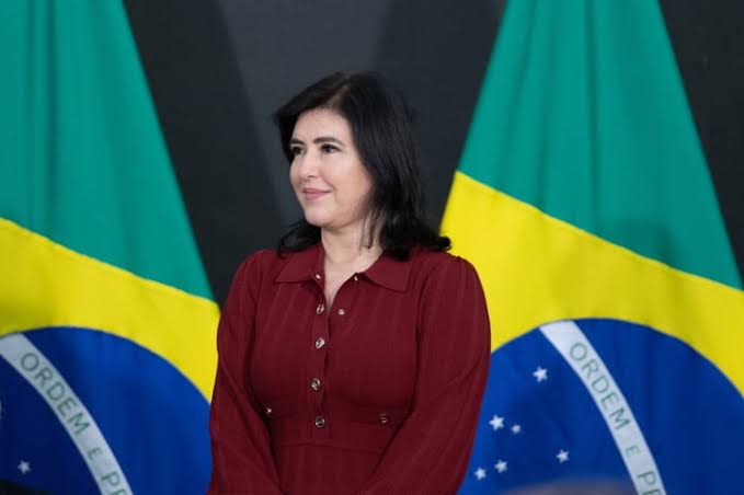 China quer “rasgar” o Brasil com ferrovias, diz ministra Simone Tebet