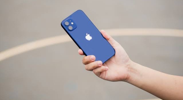 ‘Auxílio-iPhone’ de R$ 22 mil a procuradores de São Paulo pode custar mais de R$ 8 milhões aos cofres públicos