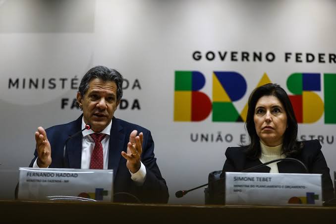 Governo anuncia congelamento de R$ 31,3 bilhões no Orçamento de 2025 e aumento no IOF para empresas