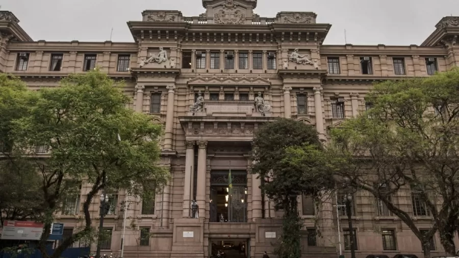 Explosão de pagamentos no TJ-SP: vantagens a desembargadores aposentados sobem 1.488% em cinco anos