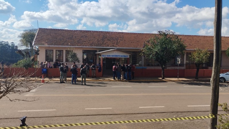 MPRS pede internação de adolescente que matou criança em ataque a escola em Estação