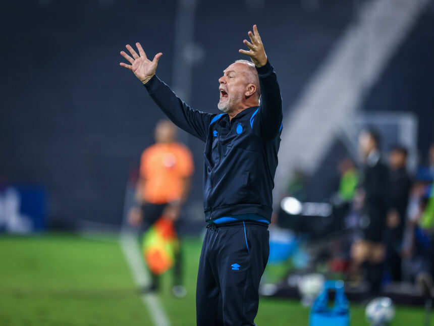 RS - FUTEBOL/CONMEBOL SULAMERICANA 2025 /GREMIO X ATLETICO GRAU- ESPORTES - Lance da partida entre Gremio e Atletico Grau disputada na noite desta quarta-feira, no estádio Alejandro Villanueva em Lima, Peru, valida pelas Copa Sulamericana 2025. FOTO: LUCAS UEBEL/GREMIO FBPA