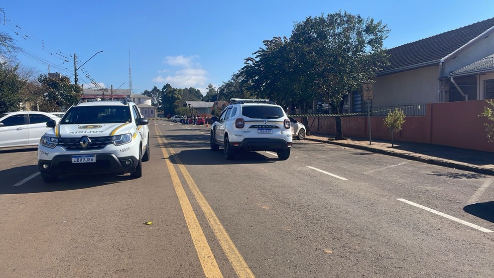 Ataque em escola no RS deixa uma criança morta e três feridos; adolescente foi apreendido