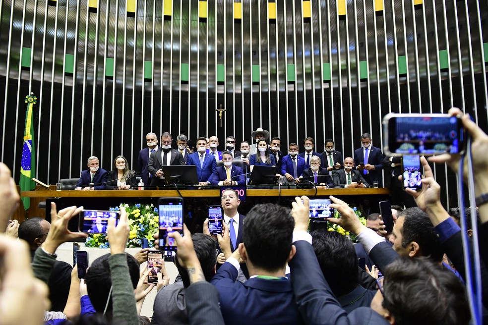 Mesa da Câmara envia à Corregedoria denúncias contra deputados por obstrução do plenário