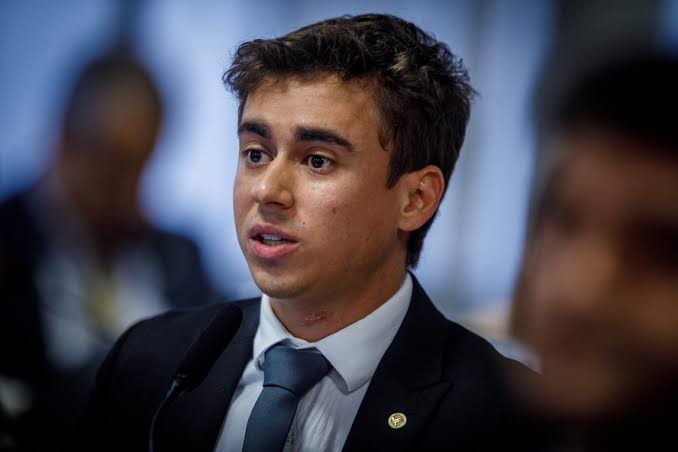 Nikolas Ferreira e deputados mineiros destinam milhões a clubes de futebol do interior