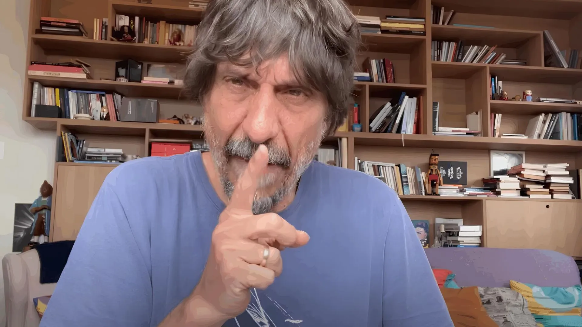 Senado demite Eduardo Bueno, o “Peninha”, após declarações polêmicas sobre morte de Charlie Kirk