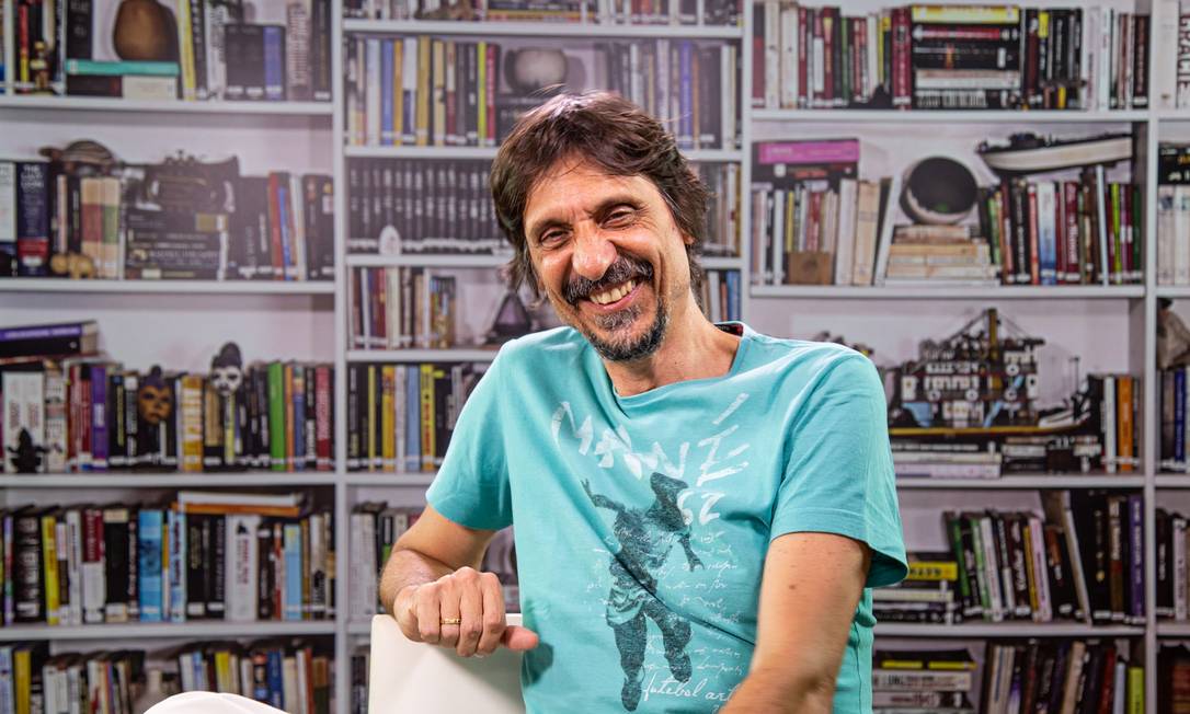 PUCRS cancela evento jornalista gaúcho após declarações polêmicas sobre morte de Charlie Kirk: “Foi bom para as filhas”