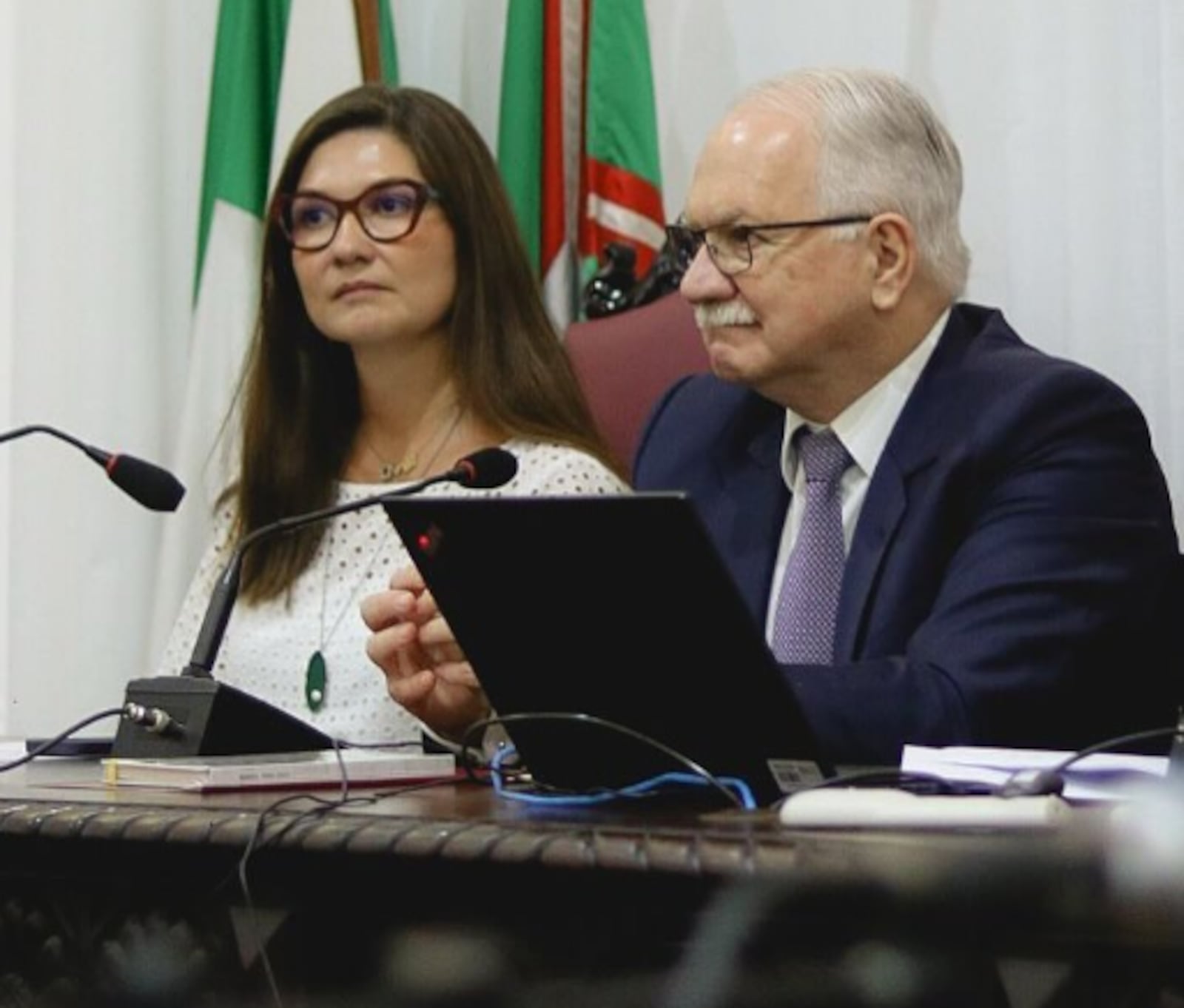 “Lixo comunista”: professora da UFPR e filha de ministro do STF é alvo de agressão verbal em Curitiba