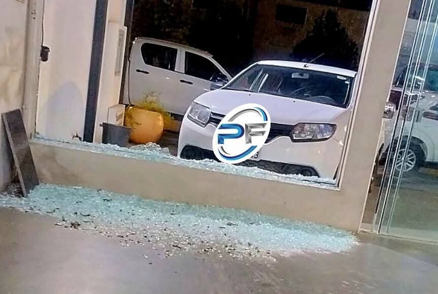 Dois homens são presos em Itaqui após tentativas de extorsão e ataque com coquetéis molotov