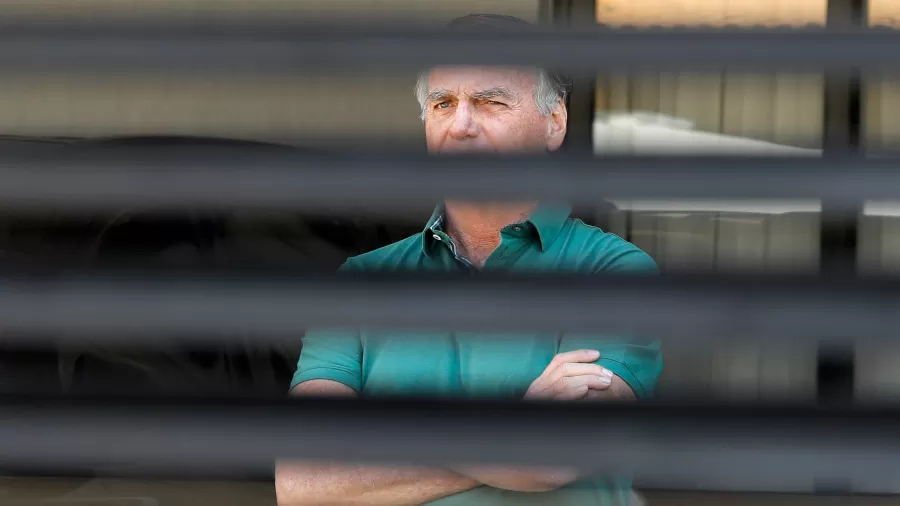 Bolsonaro condenado: por lei, ex-presidente deveria cumprir pena em prisão de segurança máxima