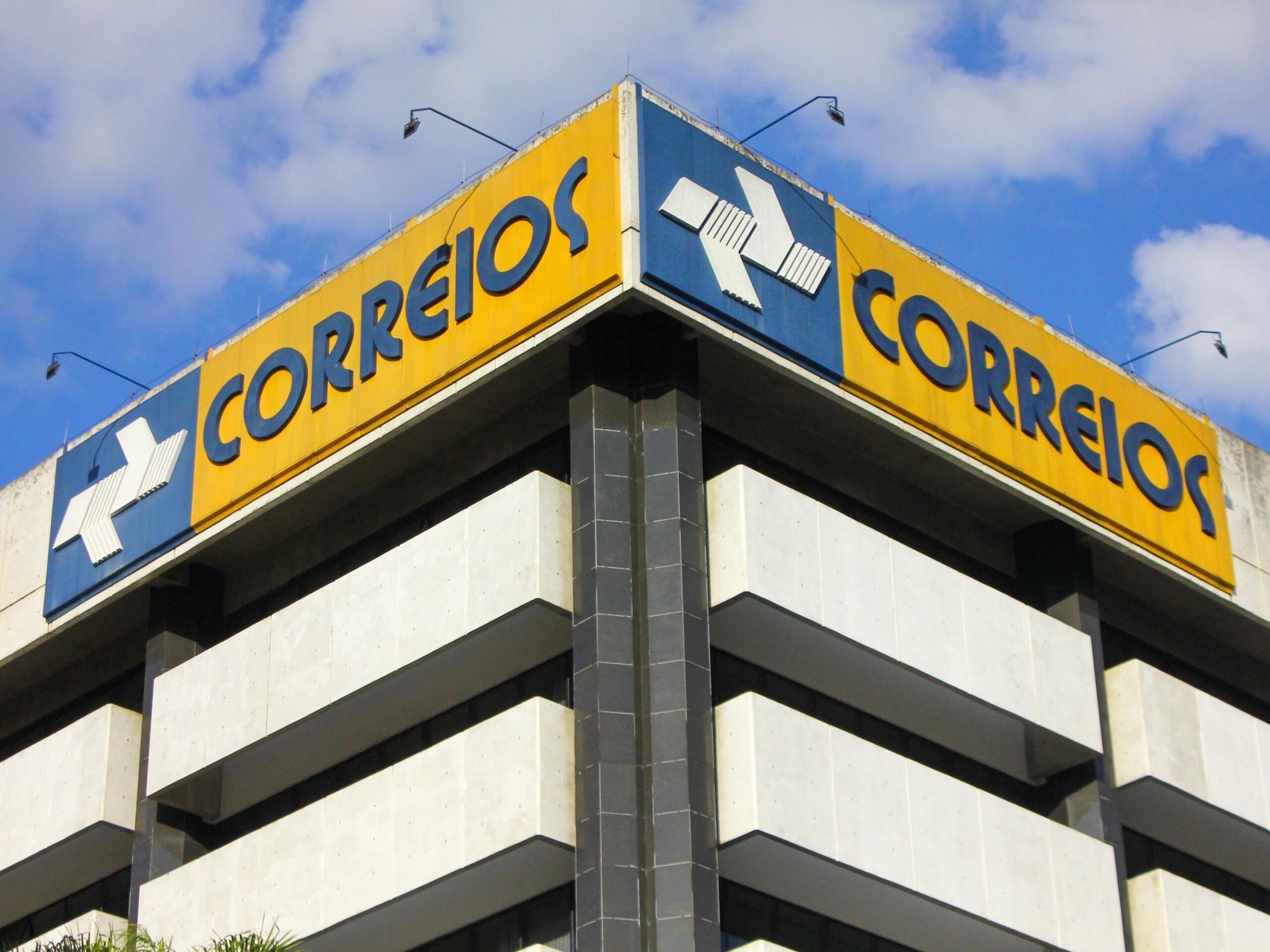 Correios negociam empréstimo de R$ 20 bilhões para recuperar caixa e retomar equilíbrio financeiro