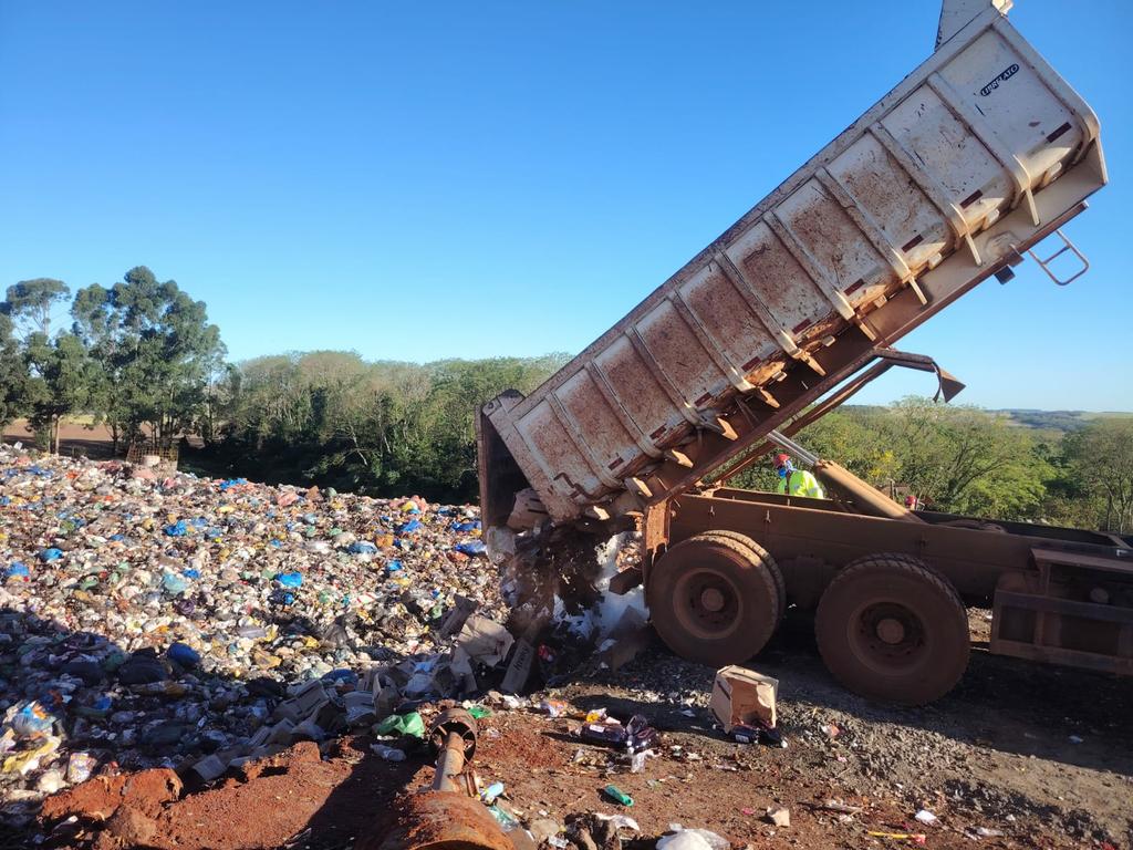 MPRS apreende 25 toneladas de alimentos e bebidas impróprios para consumo em operação em Alecrim