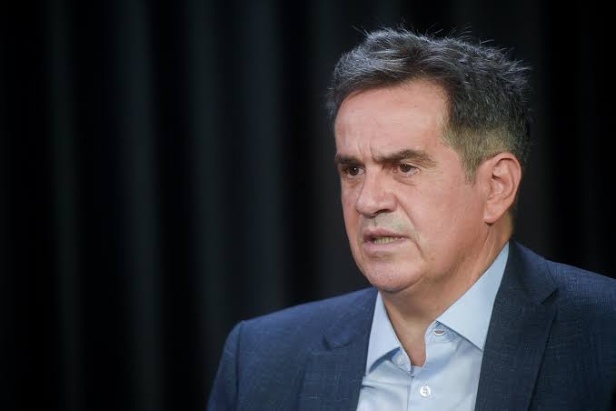 Ciro Nogueira critica Eduardo Bolsonaro e diz que atuação nos EUA prejudicou a direita