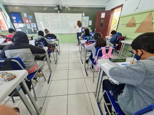 RS manterá regra que permite que alunos avancem de ano mesmo com reprovações em até quatro disciplinas