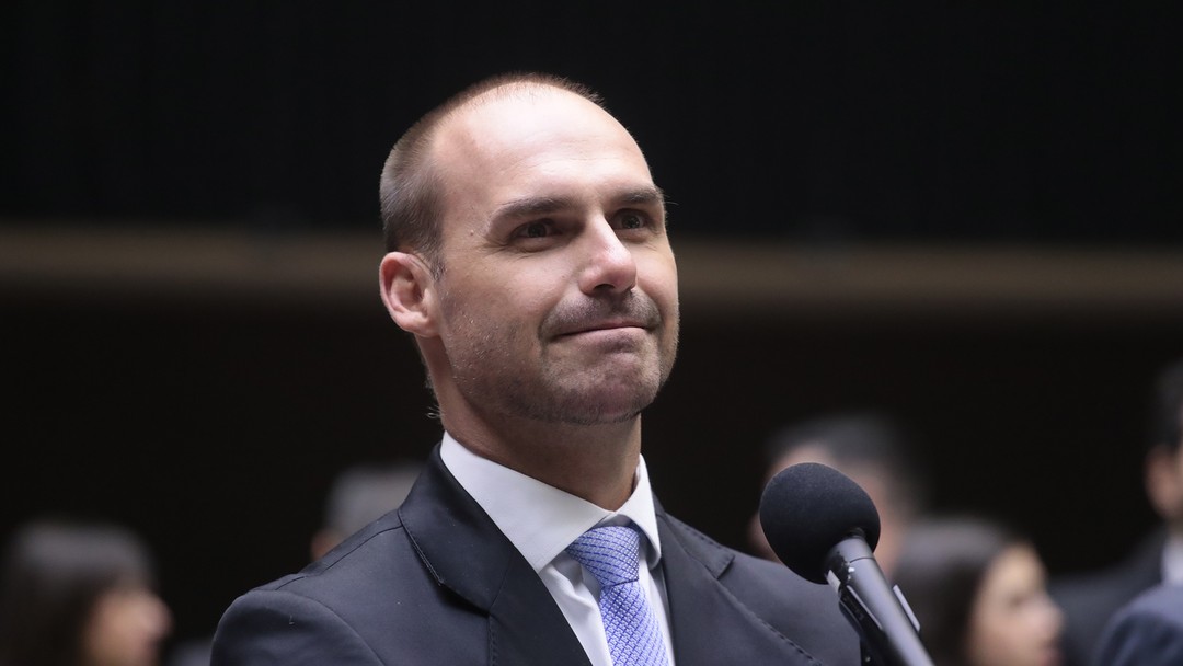 Conselho de Ética da Câmara arquiva processo que pedia cassação de Eduardo Bolsonaro
