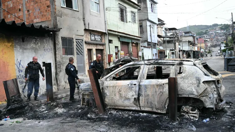 Inocentes sob fogo: o drama dos civis na guerra do Rio