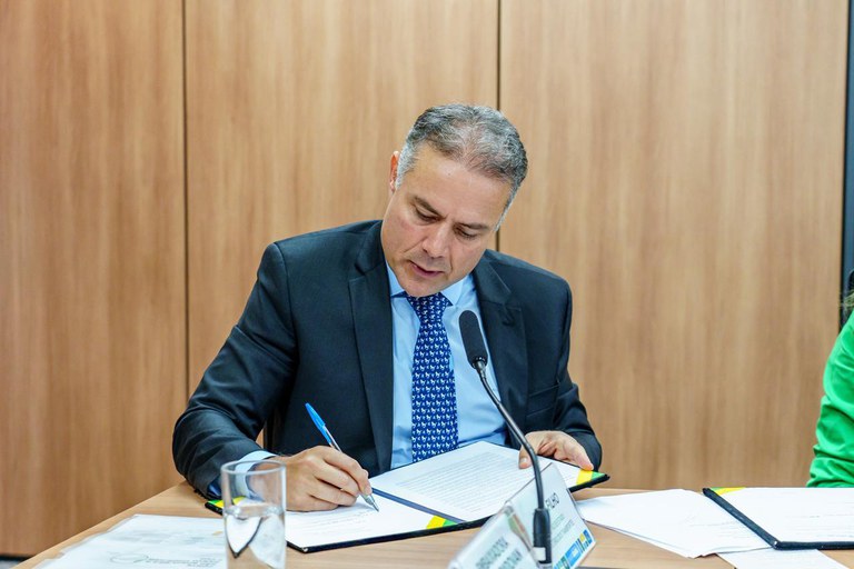 Governo Federal oficializa concessão da Ponte Internacional São Borja–Santo Tomé; investimento previsto é de US$ 99 milhões