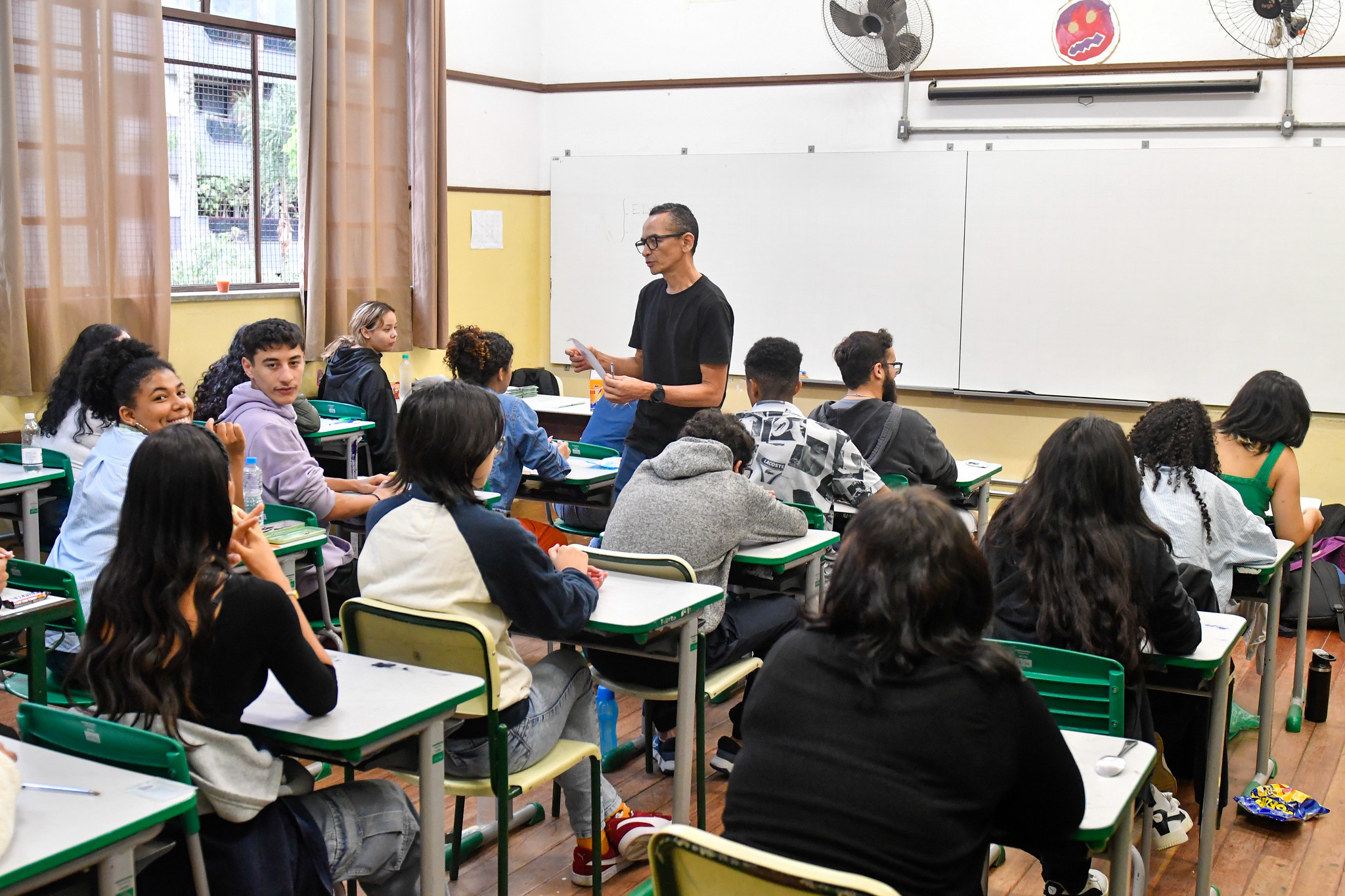 Justiça suspende uso de câmeras dentro de salas de aula em Porto Alegre