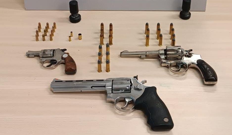 Casal é preso em São Borja por posse ilegal de armas