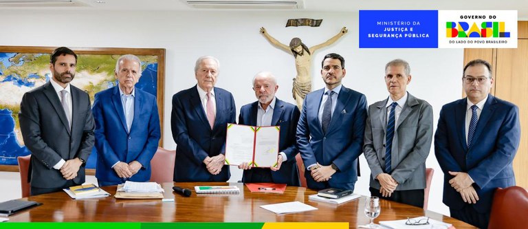 Lula assina Projeto de Lei Antifacção para fortalecer o combate ao crime organizado