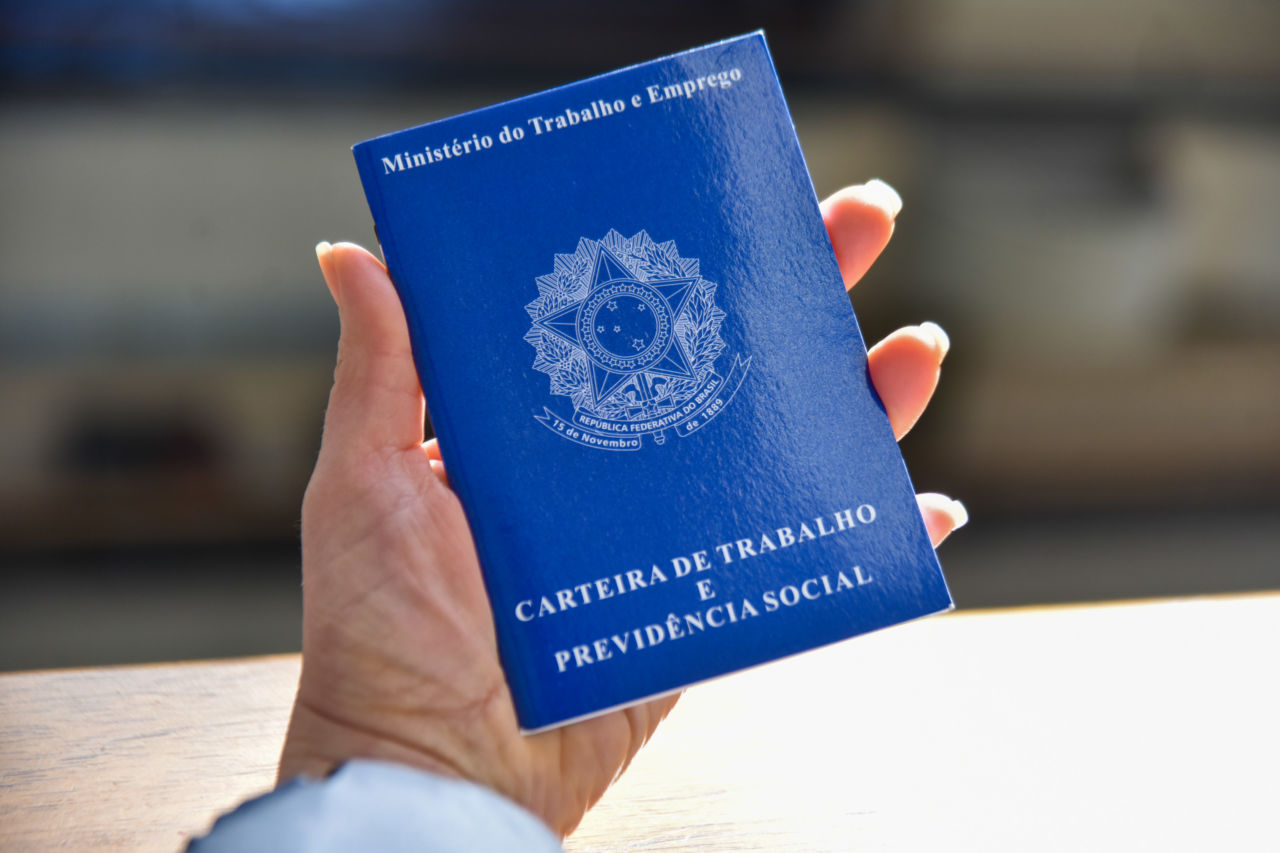 Desemprego no Brasil atinge menor nível da série histórica e São Borja mantém saldo positivo no mercado formal em outubro