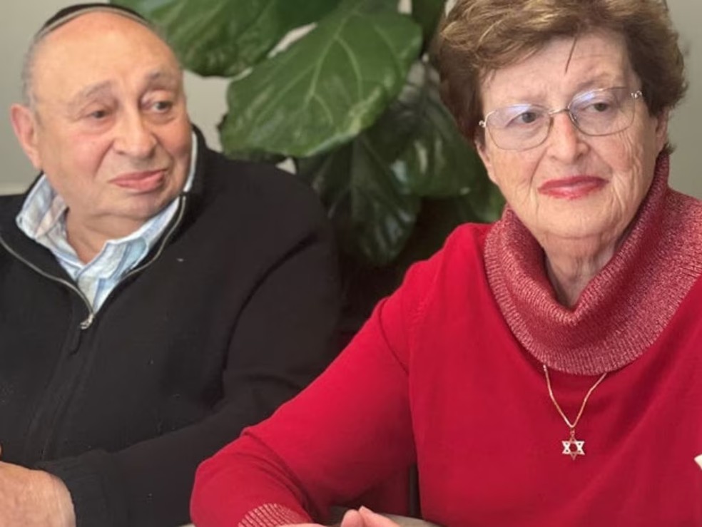 Sobrevivente do Holocausto e menina de 10 anos estão entre os 15 mortos em ataque terrorista a celebração judaica na Austrália