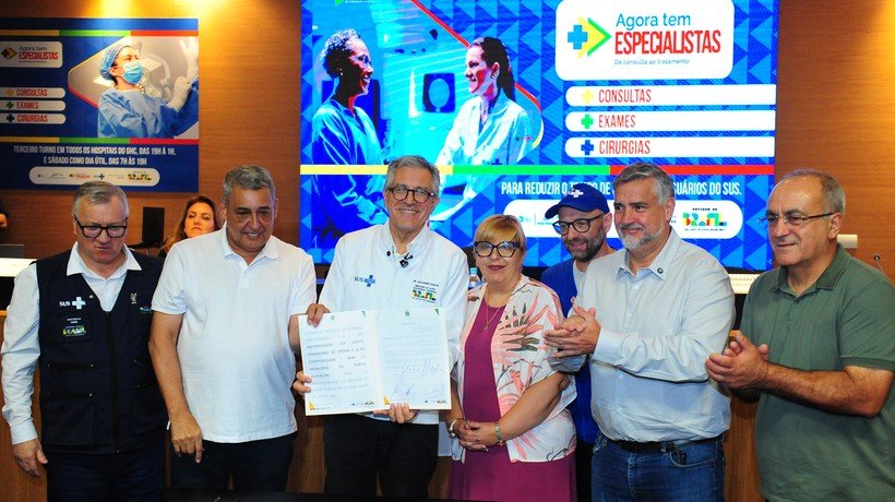 Ministro da Saúde anuncia R$ 400 milhões para hospitais do RS e confirma distribuição de vacina da dengue