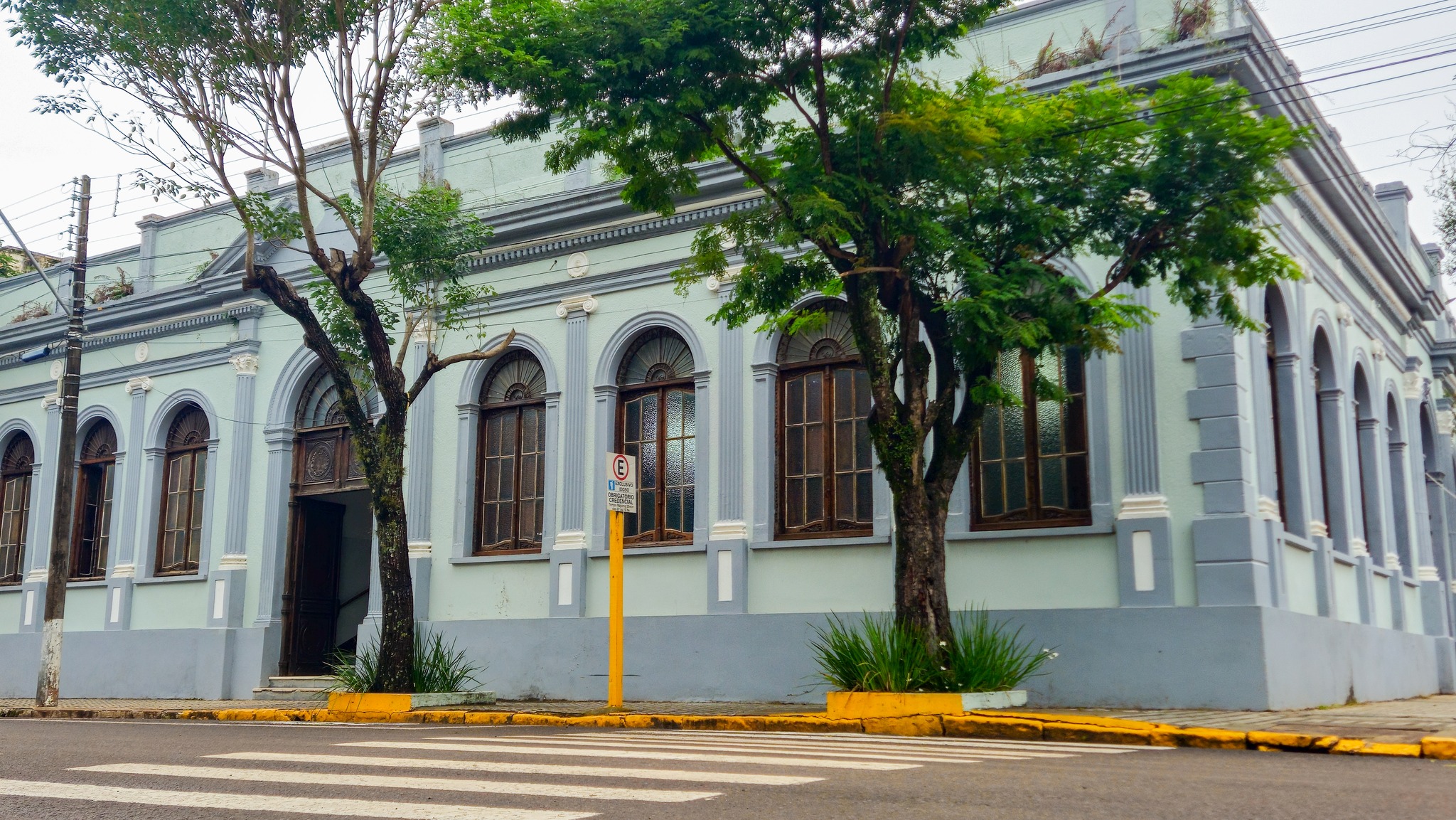 Justiça do RS declara inconstitucional lei de Itaqui que previa 13º salário a prefeito, vice e secretários