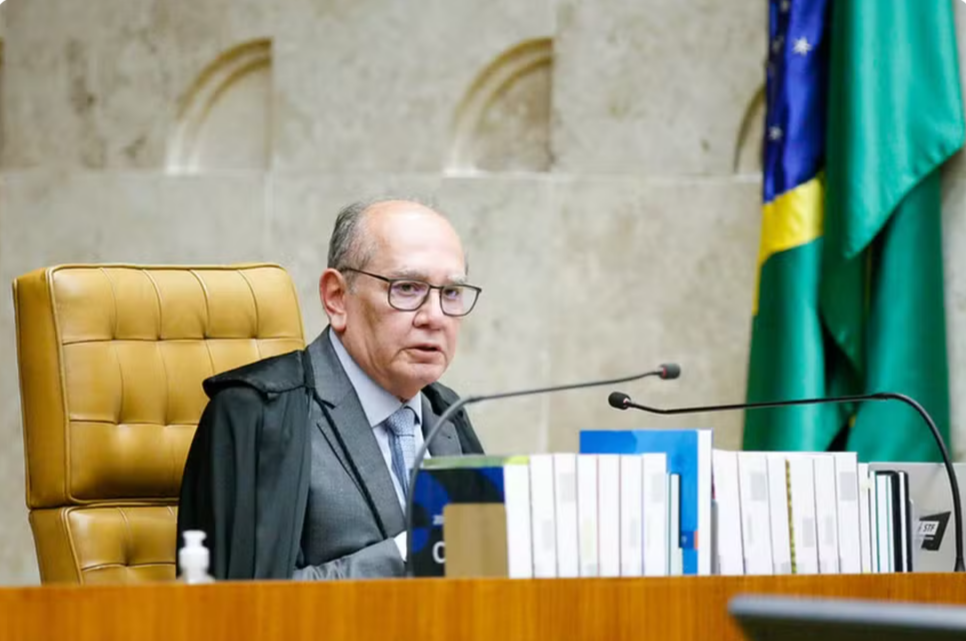 Gilmar Mendes limita pedidos de impeachment contra ministros do STF e impõe exclusividade à PGR
