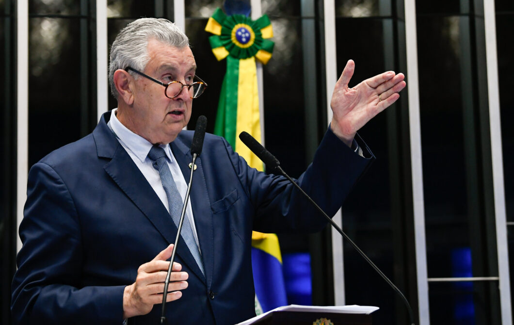 Senador Luiz Carlos Heinze (PP) já destinou R$ 65 milhões a São Borja, afirmam vereadores