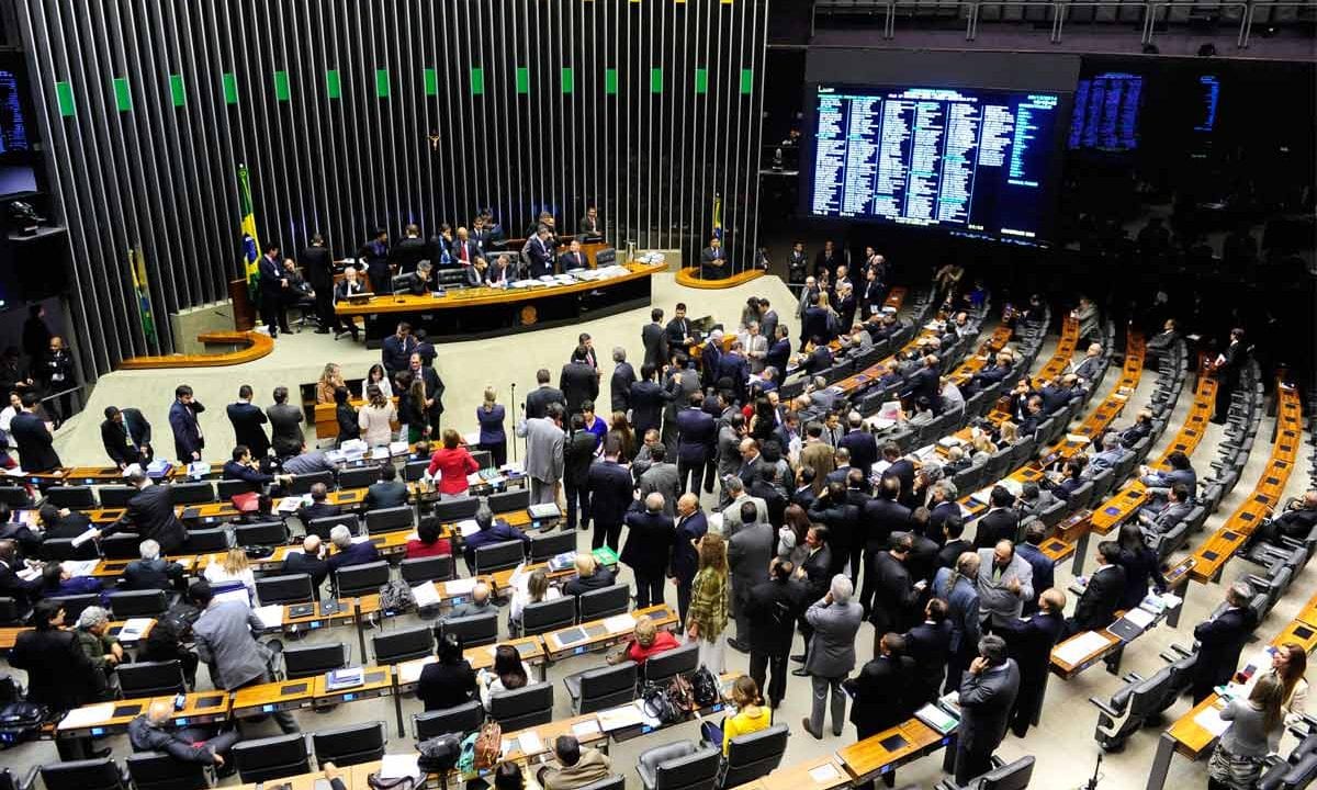 Com taxação de bets, projeto aprovado na Câmara pode render R$ 22,45 bilhões ao governo em 2026