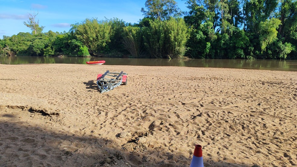 Jovem morre após salvar irmã de afogamento em Pelotas