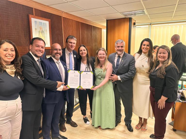 Unipampa assina acordo em Brasília e dá passo decisivo para implantação do Hospital Universitário do Pampa