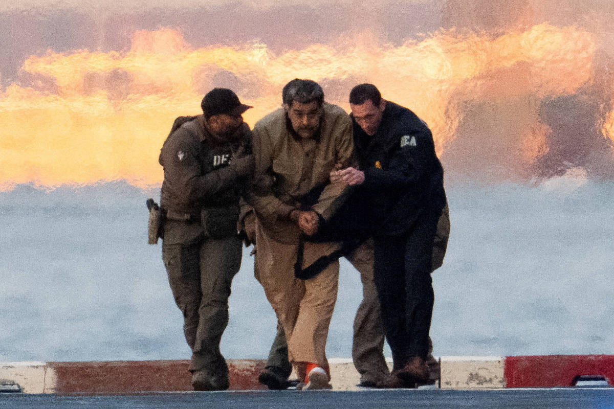 Trump muda discurso e recua na acusação que ligava Maduro ao comando do narcotráfico