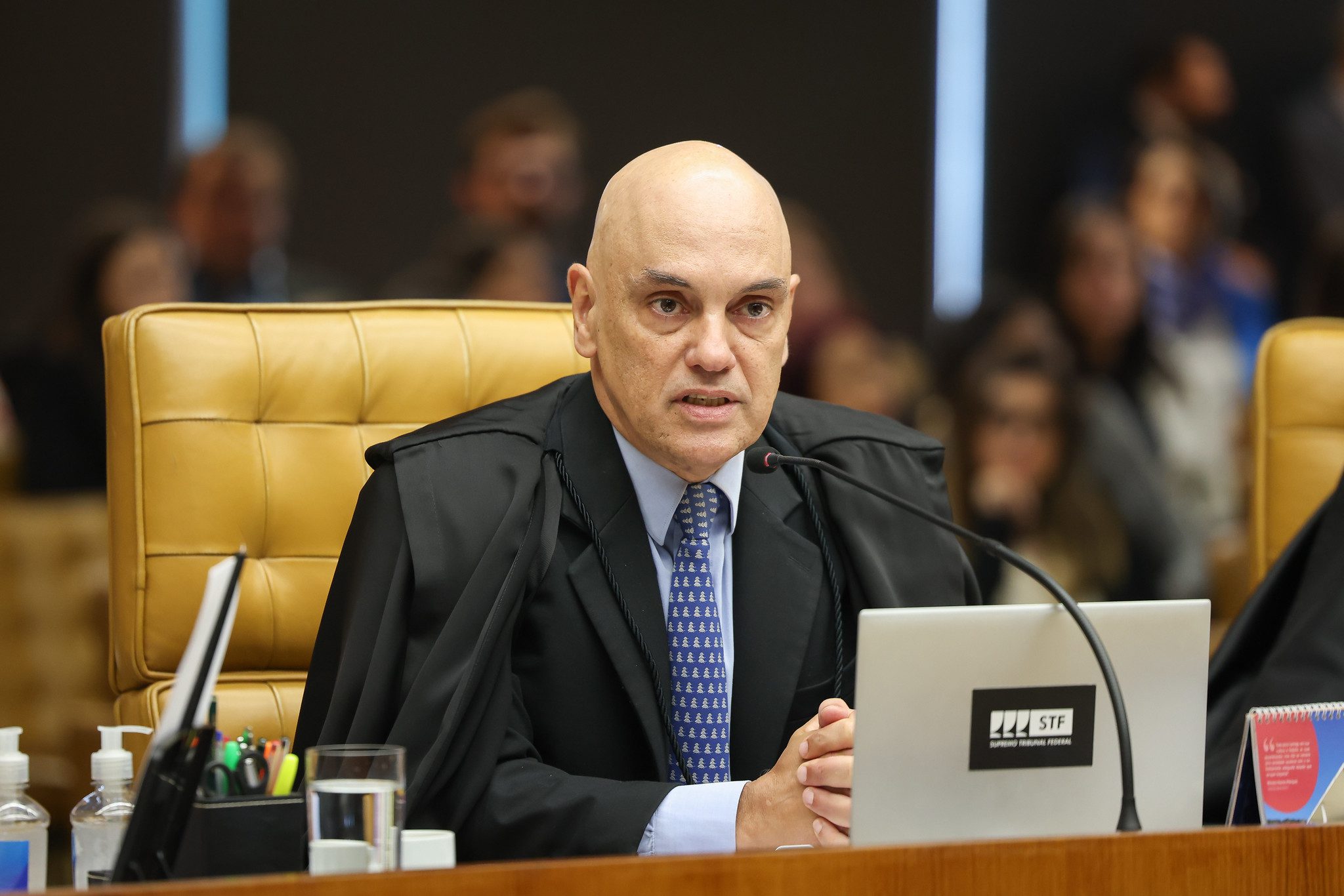 Moraes diz que encontro na casa de Vorcaro nunca ocorreu e chama reportagem de “falsa e mentirosa”