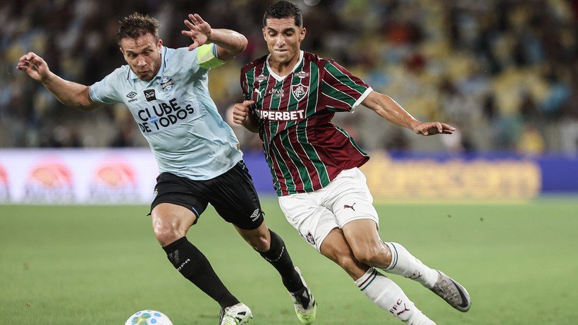 Grêmio cochila novamente no segundo tempo, sofre dois gols em sequência e estreia com derrota no Brasileirão