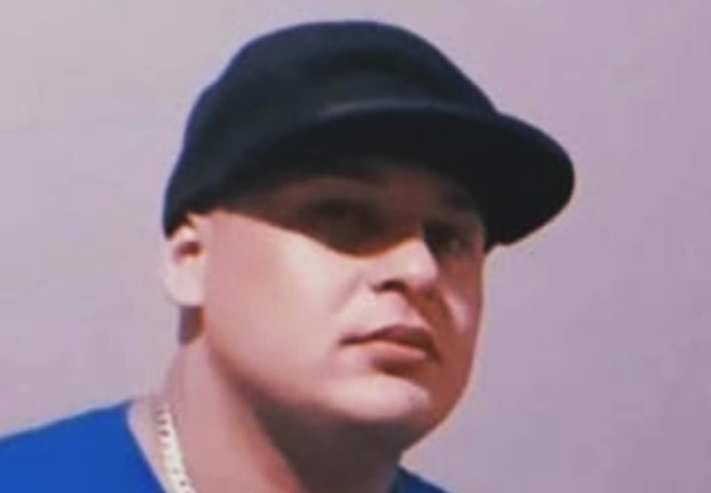 Mãe diz que filho morreu durante ação da BM, teve rosto deformado e que drogas foram colocadas em casa