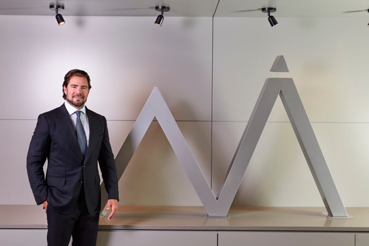 Com uma única exceção, todos os estados e municípios que investiram no Banco Master eram governados pela direita