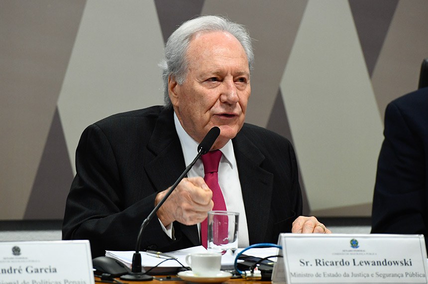 Lewandowski diz ter prestado consultoria jurídica ao Banco Master antes de assumir o Ministério da Justiça