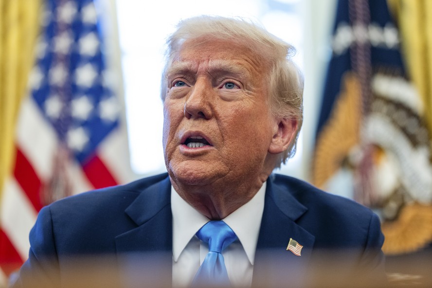 Trump diz que EUA vão se envolver na governança da Venezuela após captura de Maduro