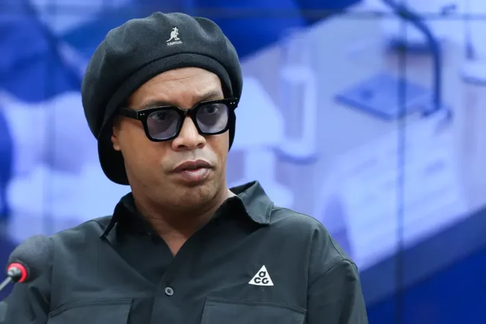Mais um “rolê aleatório”: terrenos de Ronaldinho Gaúcho entram em apuração sobre captação milionária ligada ao Banco Master
