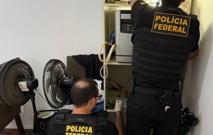 Polícia Federal prende homem em Porto Alegre suspeito de extorsão de menores com material sexual