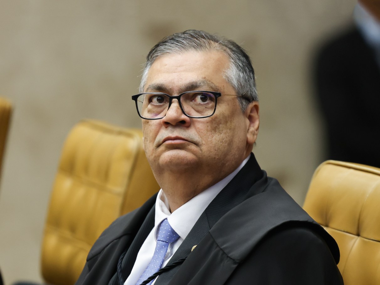 Decisão de Flávio Dino acaba com aposentadoria compulsória como punição máxima a juízes