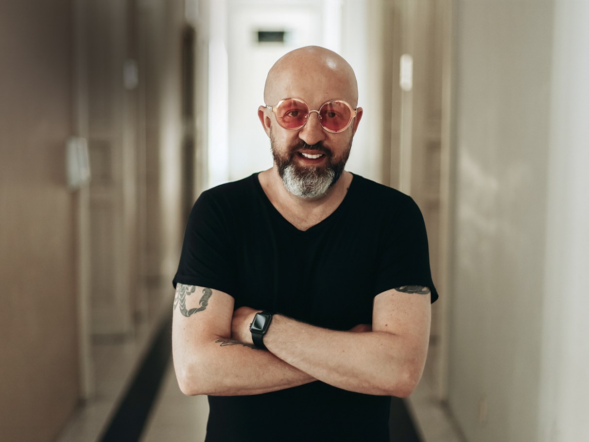 Fabrício Carpinejar faz palestra de abertura do ano letivo em Livramento; contratação custou R$ 84 mil