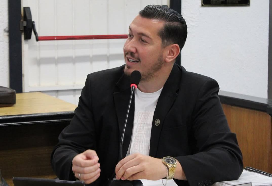 São Borja deixou de receber recursos milionários por falta de projetos, afirma vereador Matteus Bronzoni