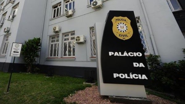 Mulher é presa suspeita de torturar filhos pequenos em Porto Alegre