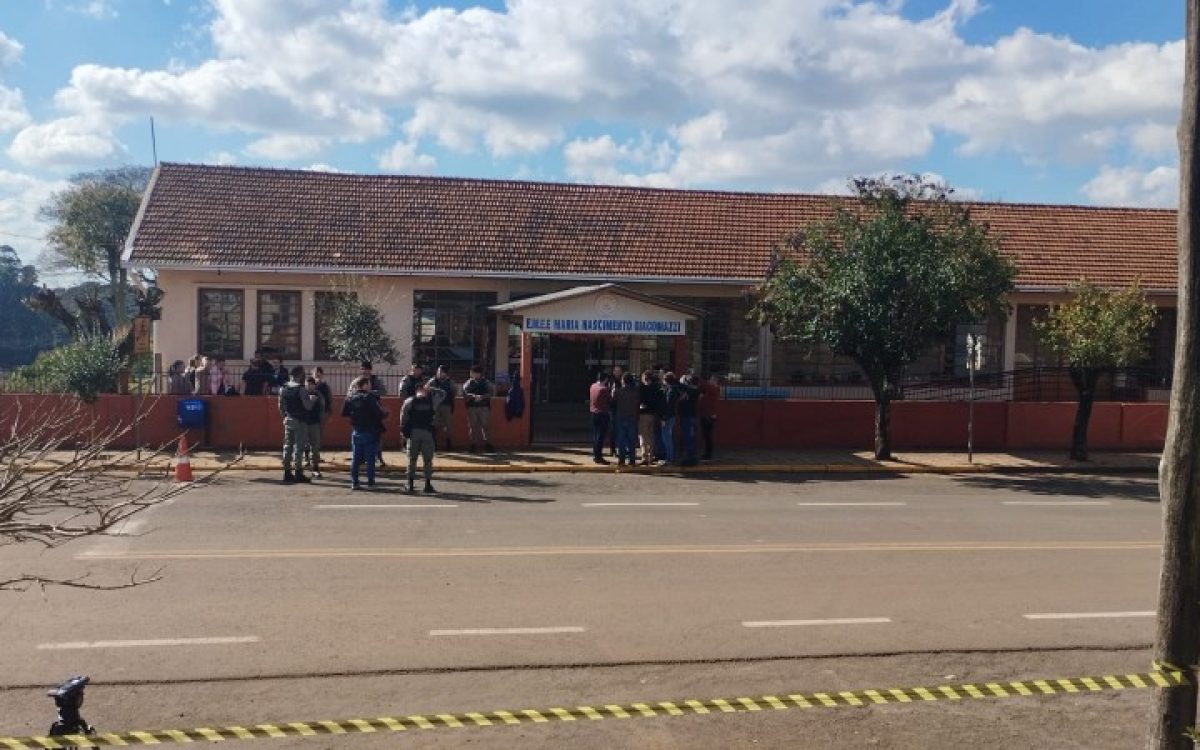 MPRS pede internação de adolescente que matou criança em ataque a escola em Estação